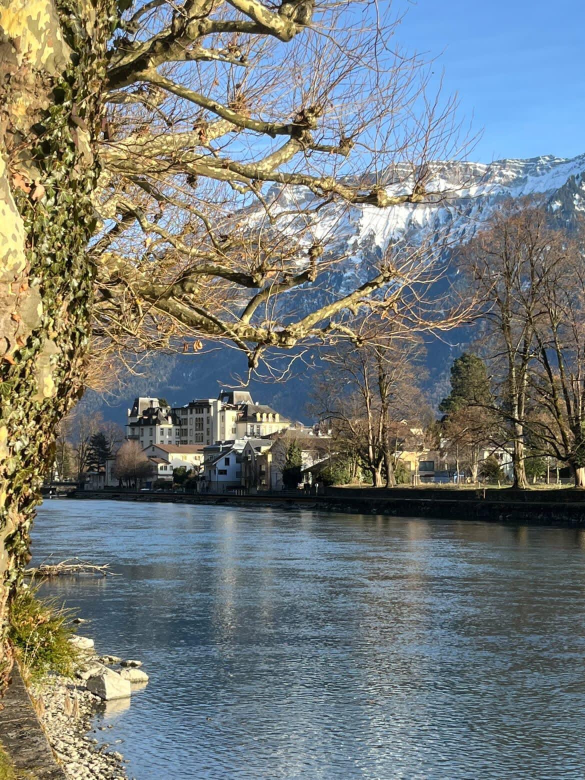 Jungfraujoch + Lauterbrunnen from Zurich main photo
